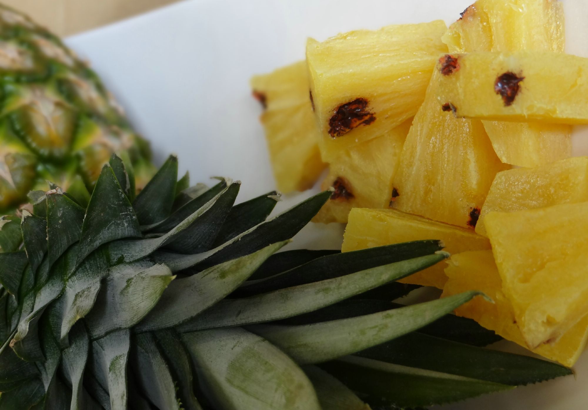 ananas-factice-alimentaire [%P]